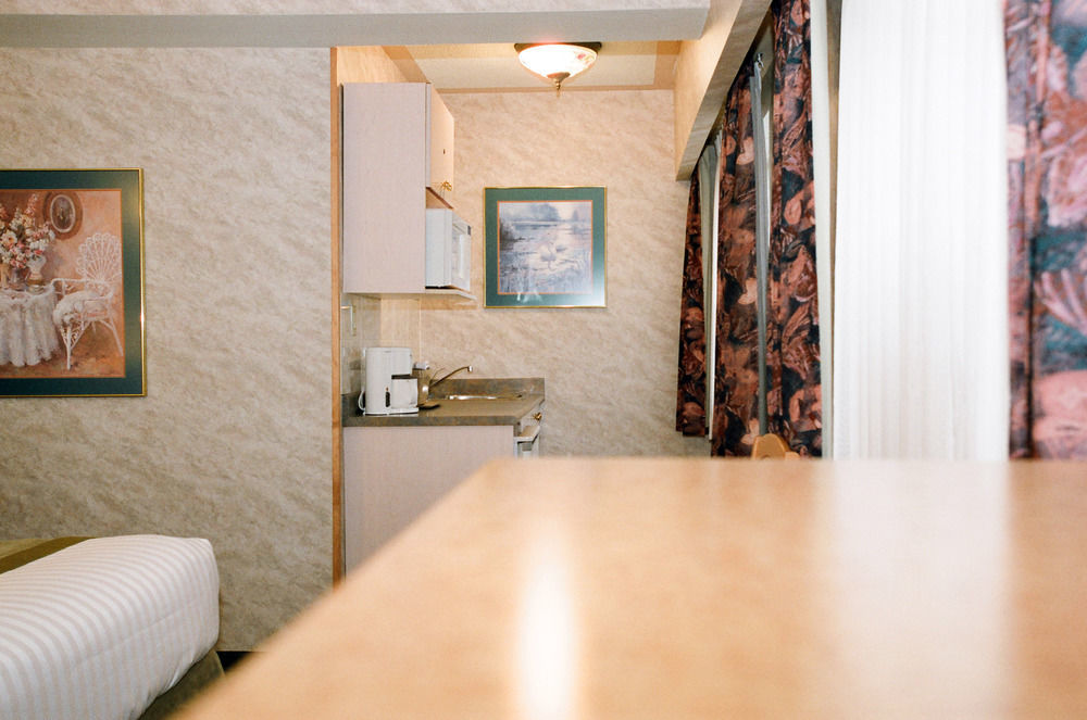 Robsonstrasse Hotel & Suites Vancouver Zewnętrze zdjęcie